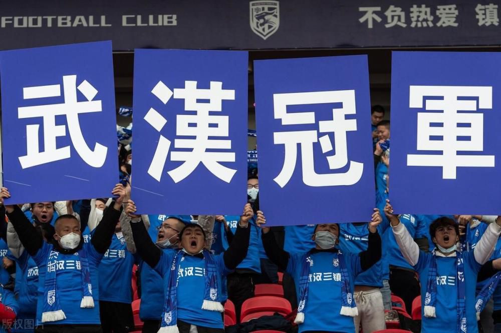 第56分钟，普埃尔塔斯外围兜射，这球偏出远门柱。
